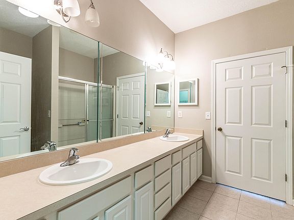 5th image of 11251 Campfield Dr Unit 1106