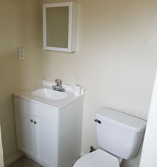 702 Adams Ave #9 — Photo 9