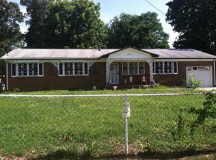 6200 Glenlea Cir, Fayetteville, NC 28314