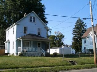 206 Elm St, Struthers, OH 44471