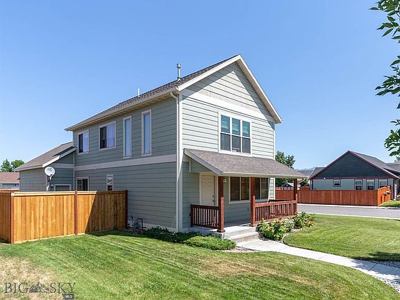 3rd image of 231 Woodman Dr
