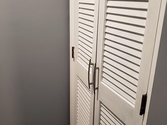 4th image of 3025 Acorn Ct