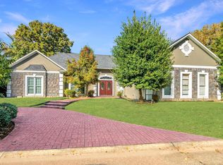 220 Osprey Dr, Hot Springs, AR 71913