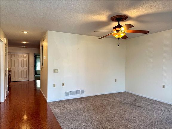2nd image of 3804 A Charles St
