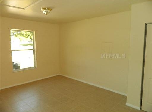 4th image of 931 April Hills Blvd