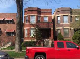 6920 S Prairie Ave #2, Chicago, IL 60637