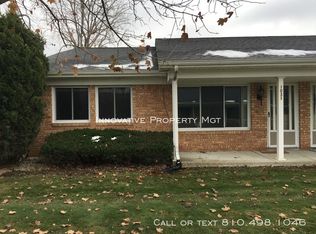 1031 Normandy Terrace Dr, Flint, MI 48532