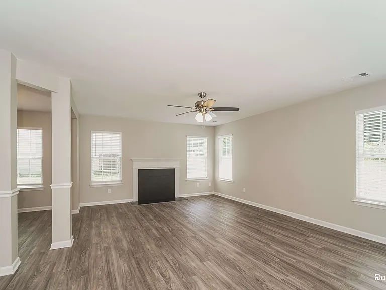 5930 Brookfield Pointe Dr — Photo 6