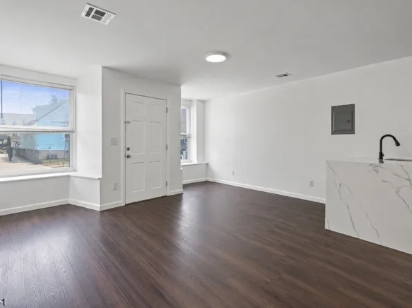 700 4th Ave, Elizabeth, NJ 07202