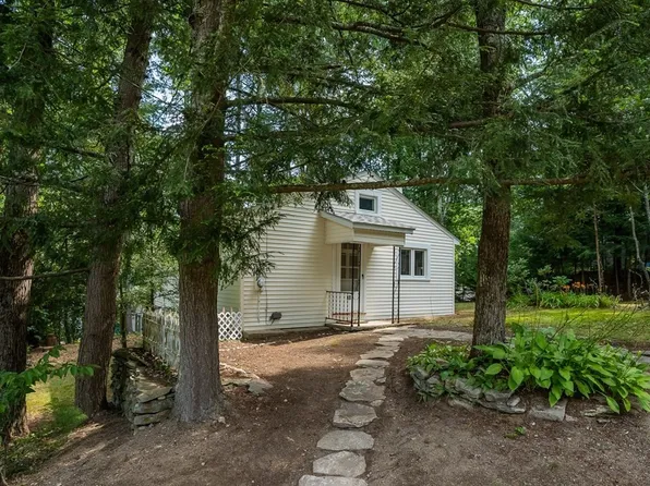 18 King Rd, Shutesbury, MA 01072