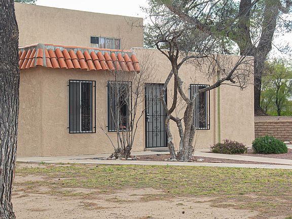 3rd image of 6632 E Calle La Paz Unit A