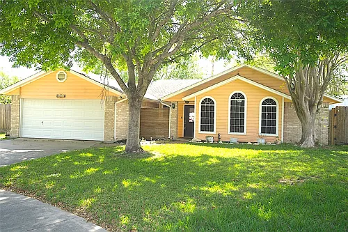 6133 Cumberland Cir Photo 1