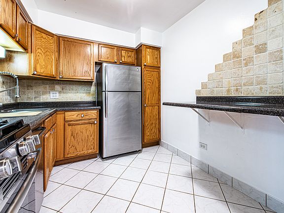 3rd image of 1477 N Winslowe Dr APT 303