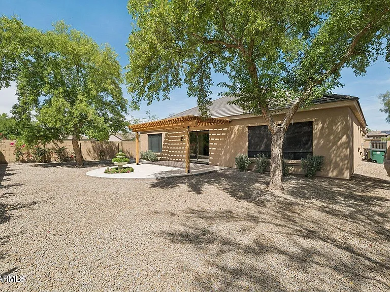 16195 W Glenrosa Ave — Photo 31