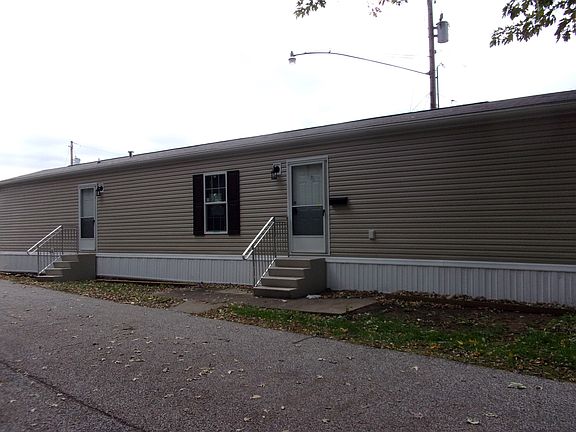 2nd image of 94 Ventoura Vista St