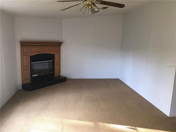 5th image of 2625 Island Oaks E