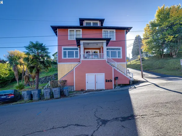 811 Franklin Ave, Astoria, OR 97103