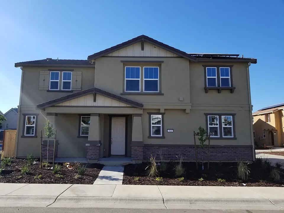 2721 Mabry Dr
