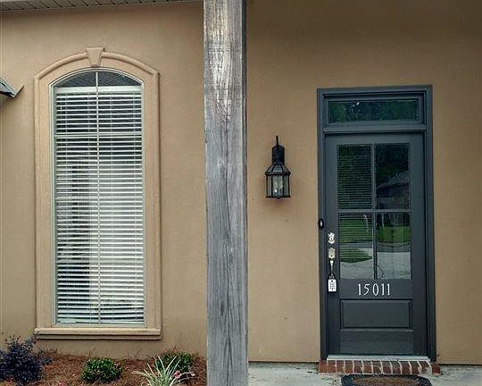 4th image of 15011 Cross Creek Blvd