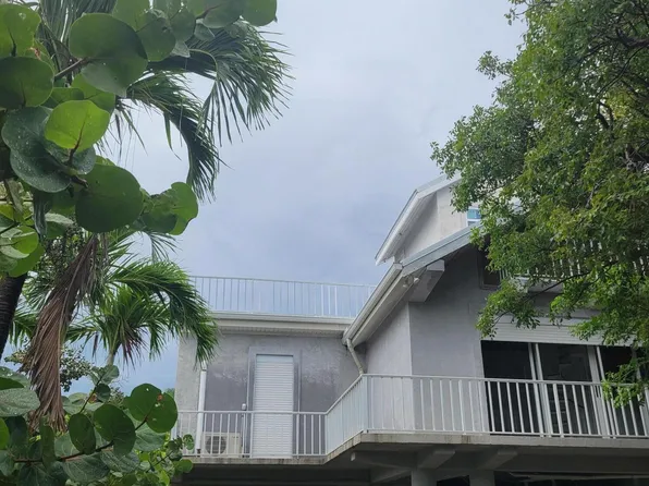 743 E Shore Dr, Summerland Key, FL 33042