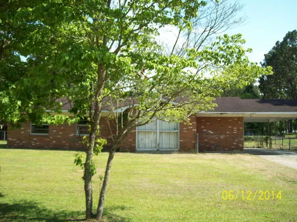 145 Dollar Dr, Bainbridge, GA 39819