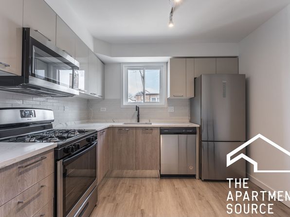 7621 N Sheridan Rd APT 1C