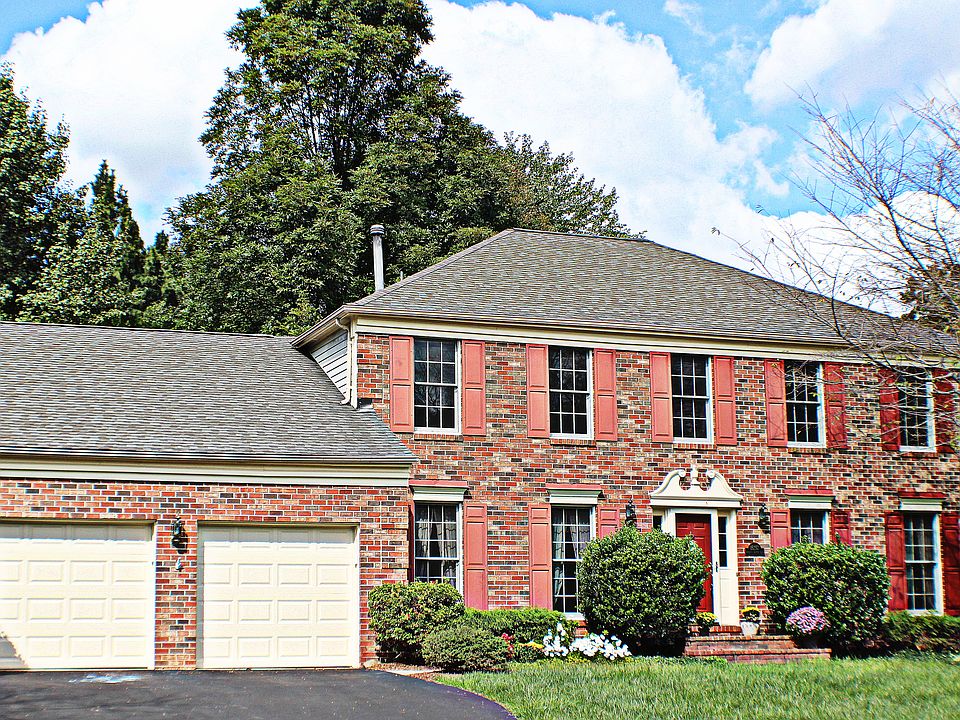 1st image of 15257 Surrey House