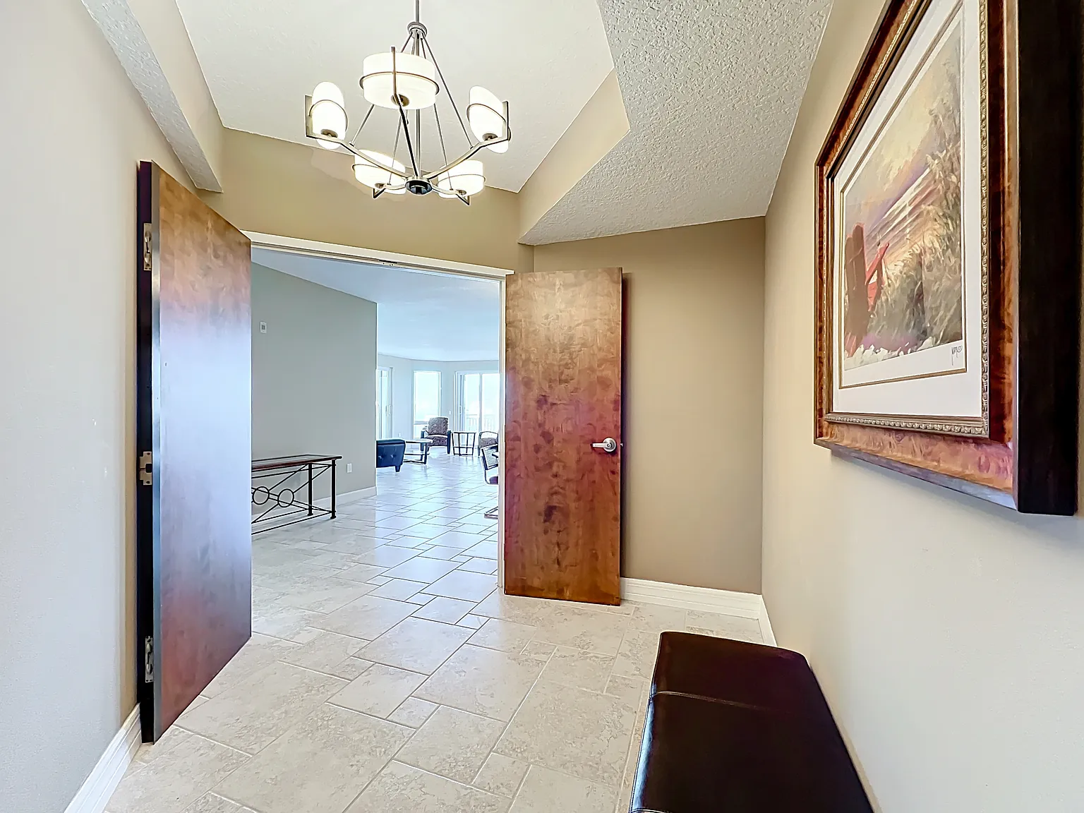 110 Warsteiner Way - 301 — Photo 2