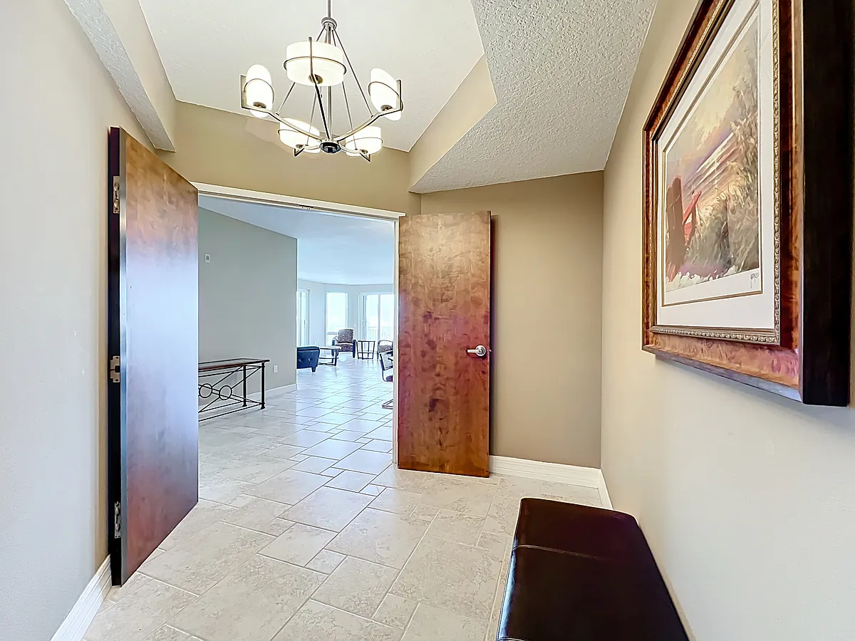 Building Photo - 110 Warsteiner Way #301