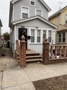 704 E 37th St, Brooklyn, NY, 11203