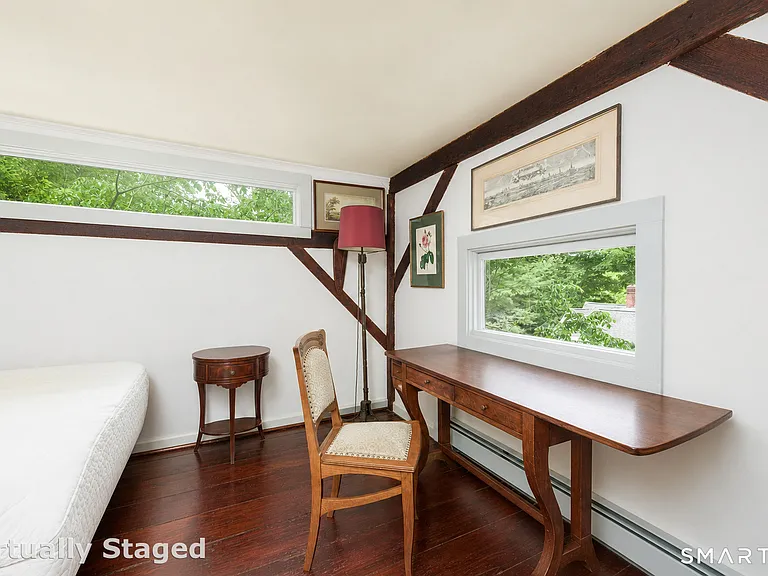 32 West Ave — Photo 17