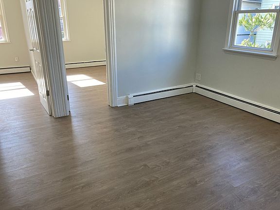 2nd image of 44 W 15th St #4