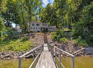 600 Stirling Rd, Camden, TN 38320