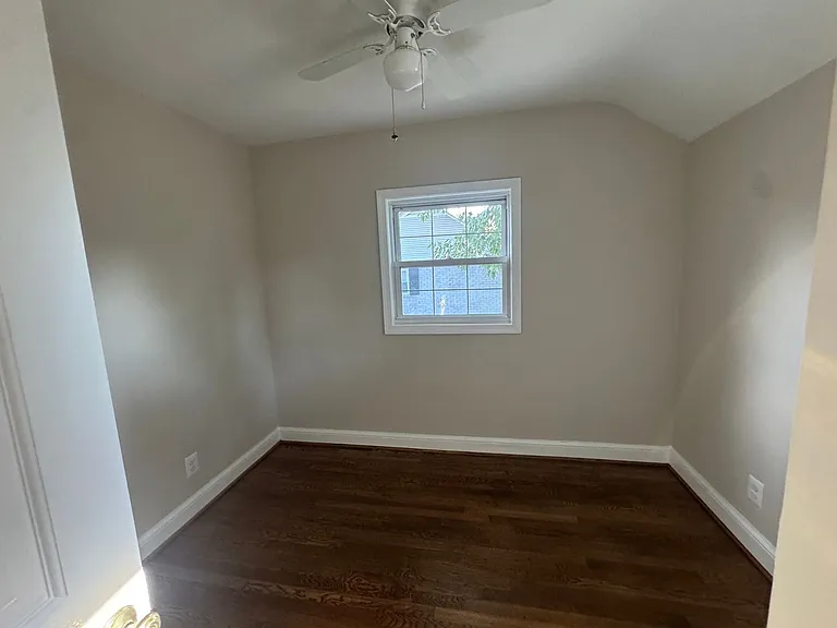 42 S Park Dr — Photo 19