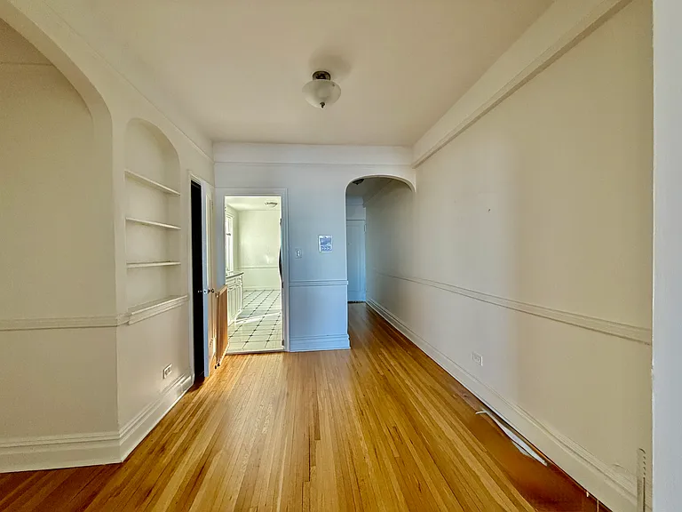40 Shore Blvd #5H — Photo 5