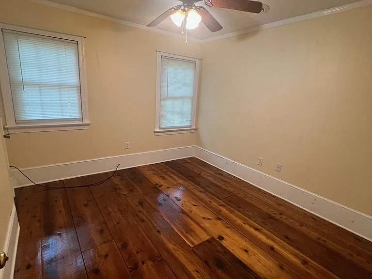 10817 Crofton Rd — Photo 17