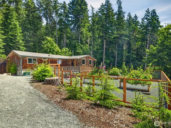 7489 Woody Lane, Anacortes, WA 98221