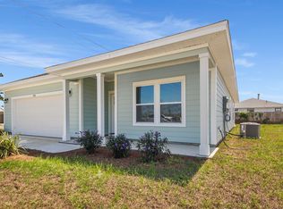 6716 Fox Lake Dr, Panama City, FL 32404
