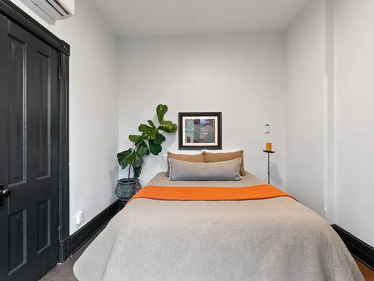 1232 W Washington Blvd — Photo 8