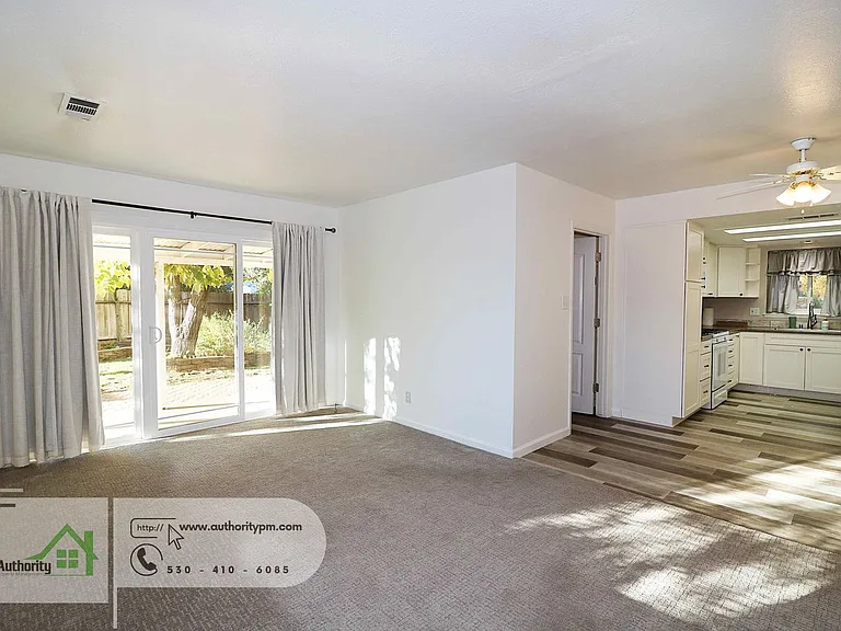 2202 Canal Dr — Photo 26