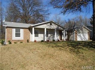 13237 Windbrooke Ln, Saint Louis, MO 63146