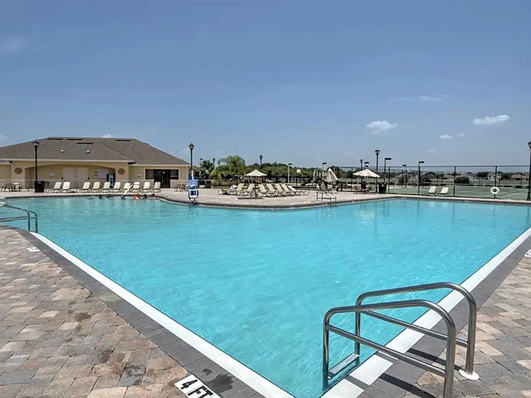 7838 Carriage Pointe Dr — Photo 33