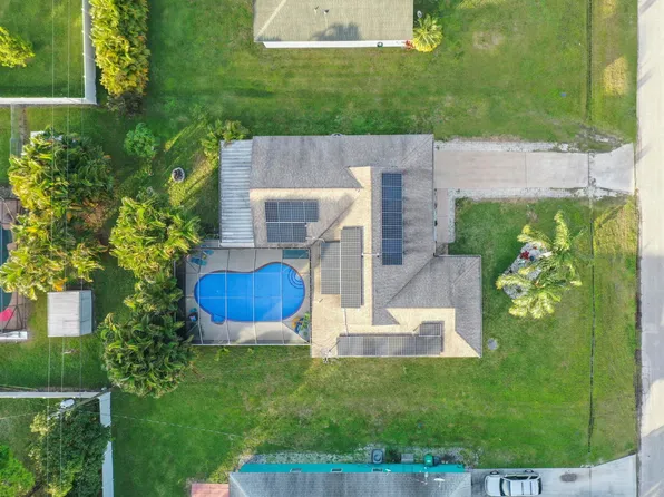 1918 SE Cheltenham Street, Port St Lucie, FL 34983