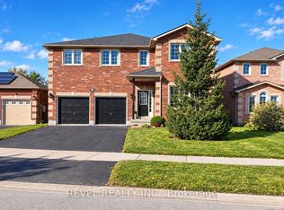 30 Sun King Cres, Barrie, ON L4M7J9