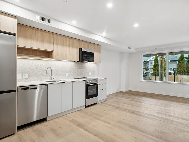 3572 Glen Dr — Photo 66