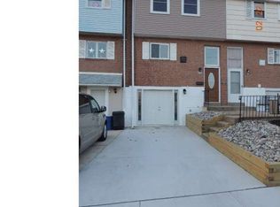 3616 Prince Cir, Philadelphia, PA 19114
