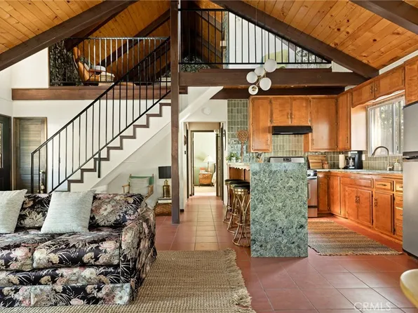 420 Belmont Dr, Big Bear City, CA 92314