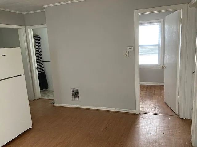 111 Nicoll St #1 — Photo 8