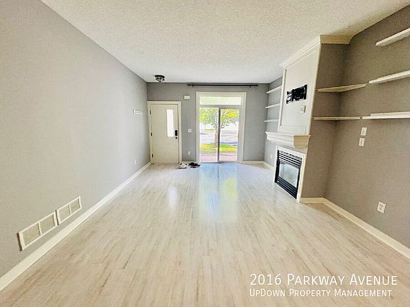 3rd image of 2016 Parkway Ave