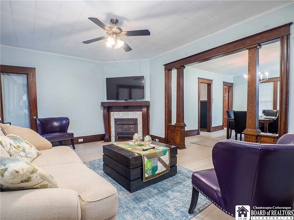 8 Shaw Ave Jamestown NY Zillow